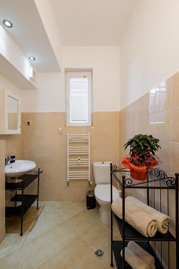 Spacious 3 Bedroom Home In Sofia'S Top Center Bagian luar foto